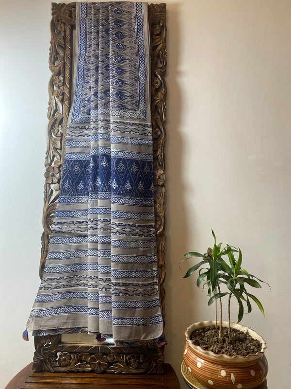 Sada bahar collection- Grey and blue Dabu saree