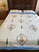 Blue and White Handblock Printed Bedsheet (300 TC)