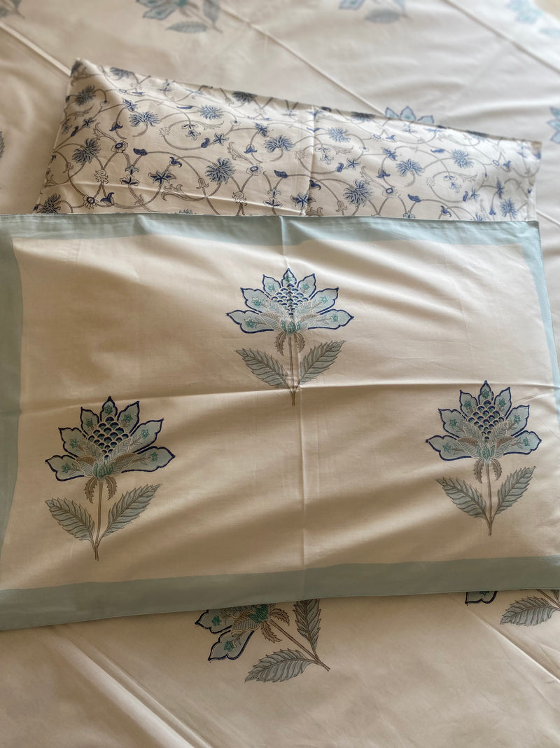 Shades of Blue Leaves Handblock Print Bedsheet (300 TC)