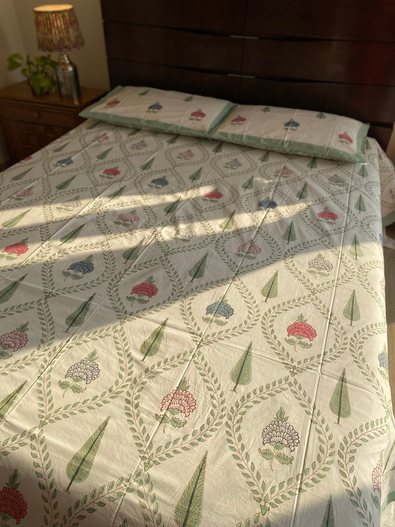 Leaf and Floral Handblock Printed Bedsheet (300 TC)